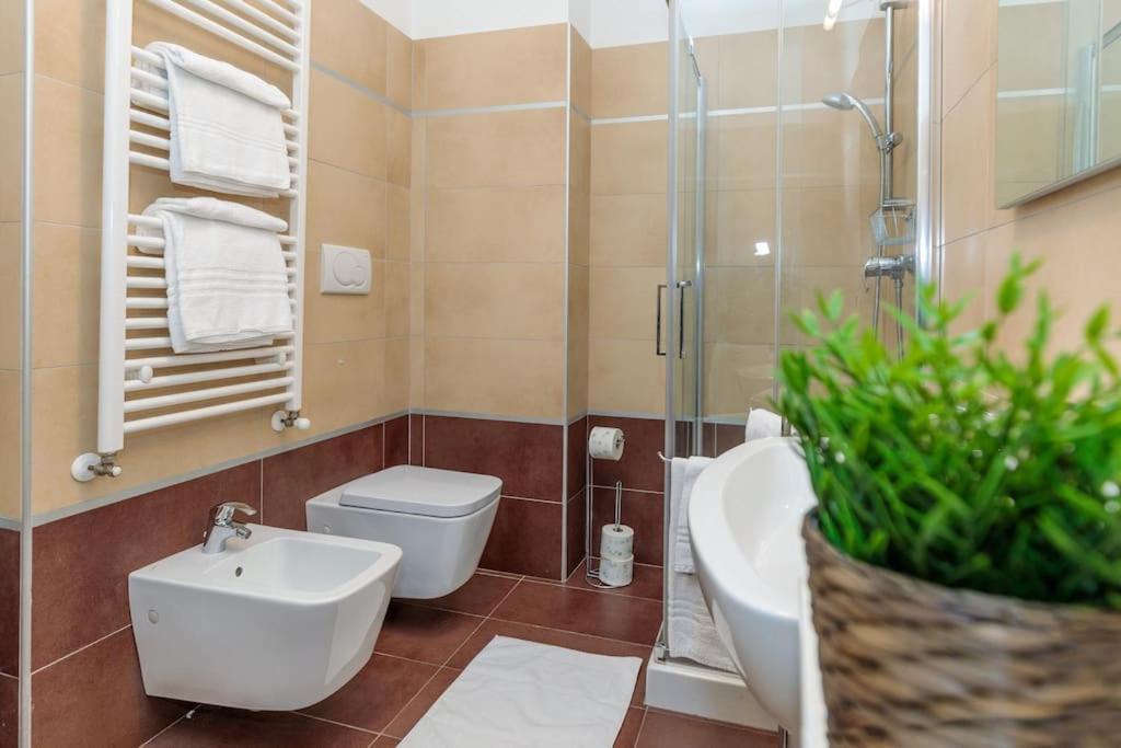 10 Min From Venice Free Garage Lovely Flat Местре Экстерьер фото
